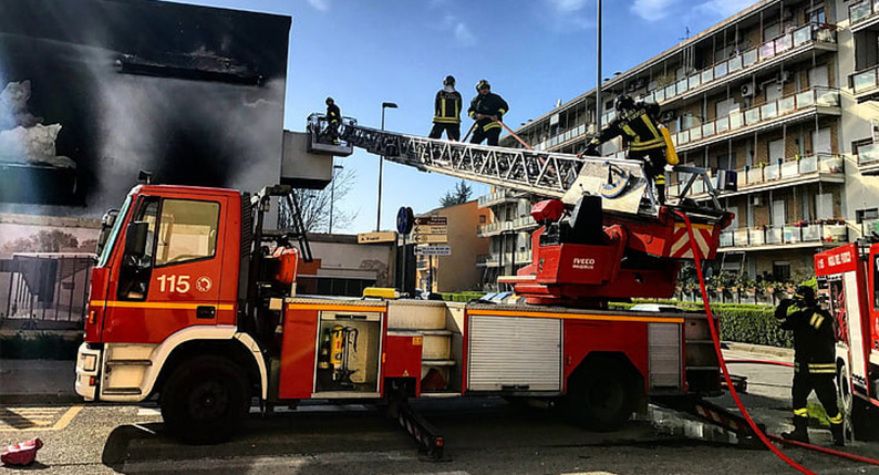 桂林机场逸飞祥开展锂电池自燃应急处置演练