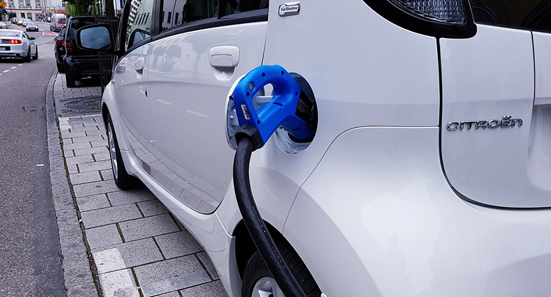 以色列研发快充锂电池5分钟跑480km