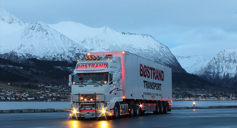 40吨超重型集装箱式锂电池储能系统首次从厦门港海运出口